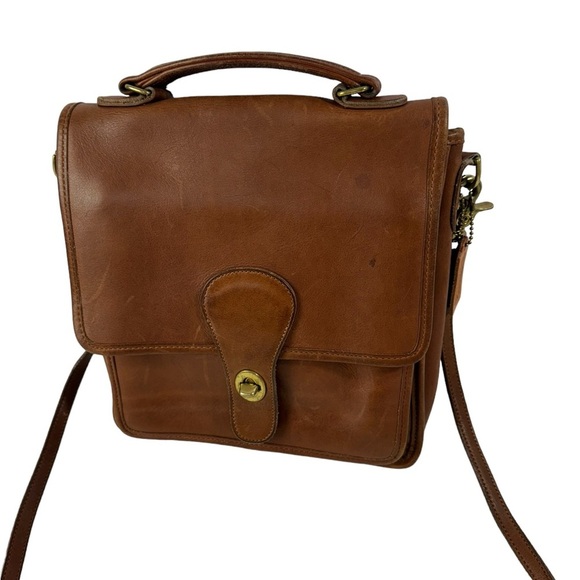 Vintage Coach British Tan Leather Station Crossbody Bag - Picture 2 of 16
